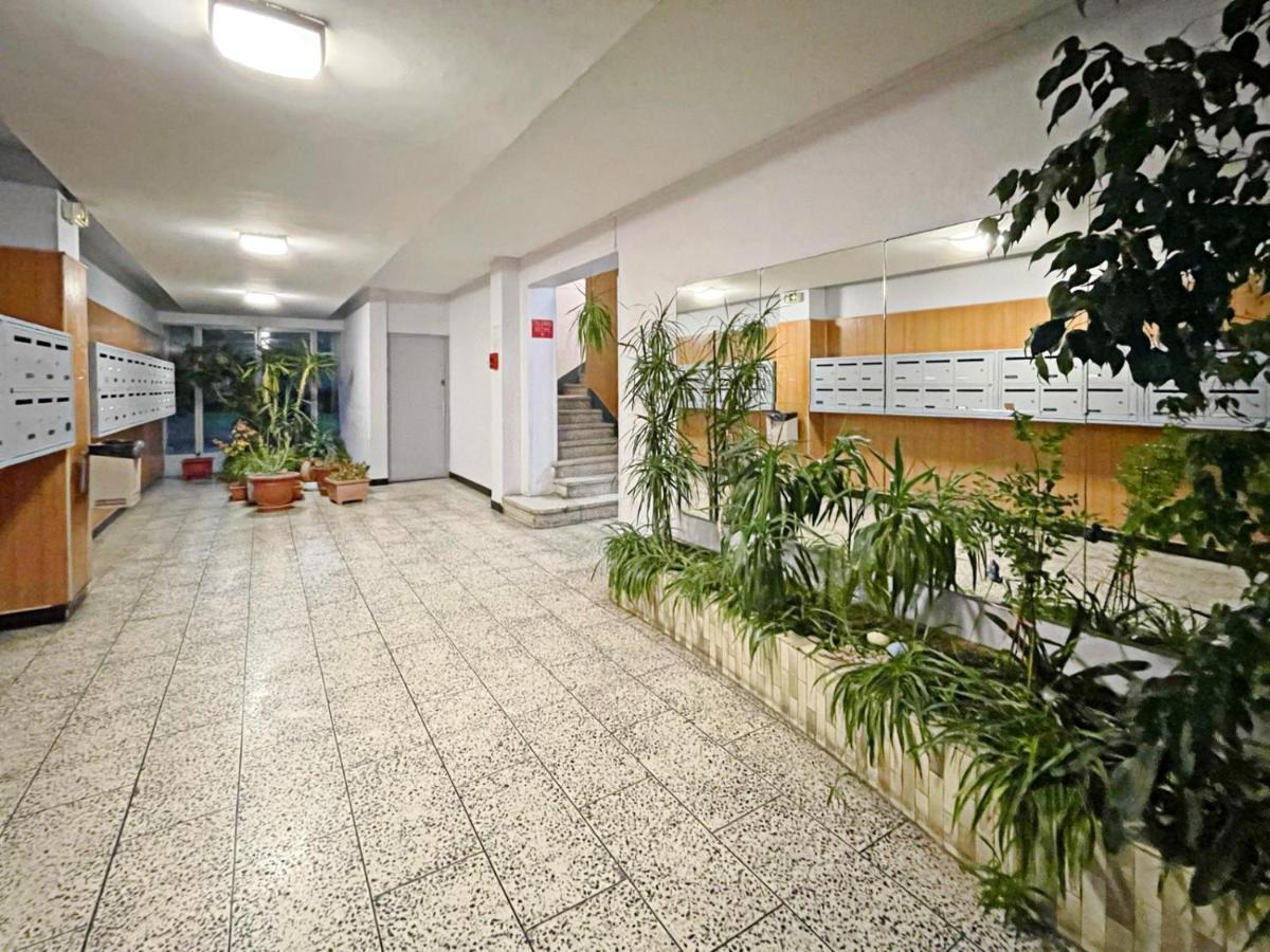 T2 LE BIEN ETRE MARSEILLE 9ème-wifi-netflix-Métro-Parking-Plage Extérieur photo